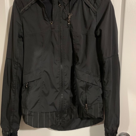 🔴 Lululemon | Spring Forward Jacket 🔴 - Picture 13 of 13